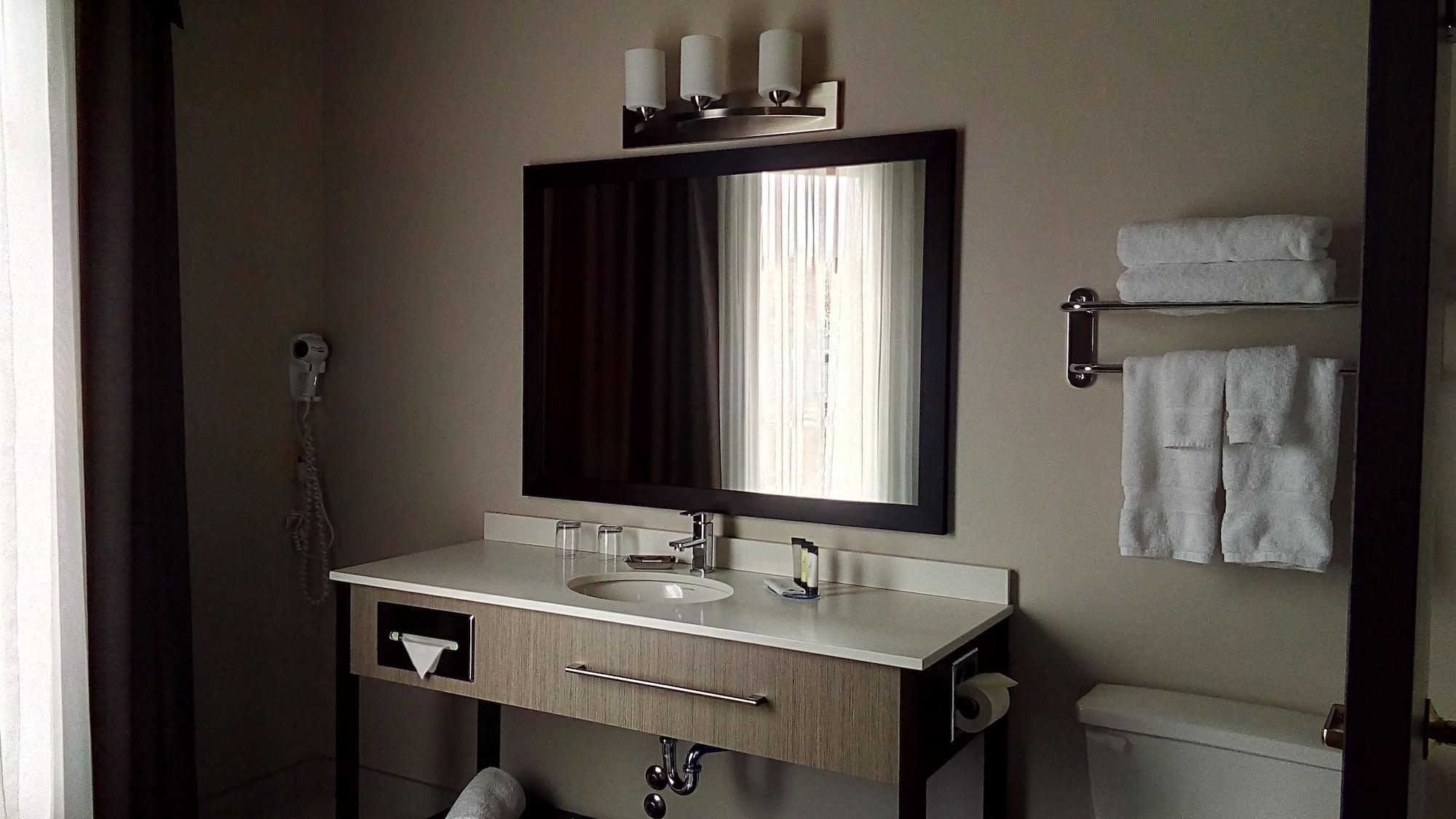 Chateau Bedford Trademark Collection By Wyndham Halifax Exteriör bild